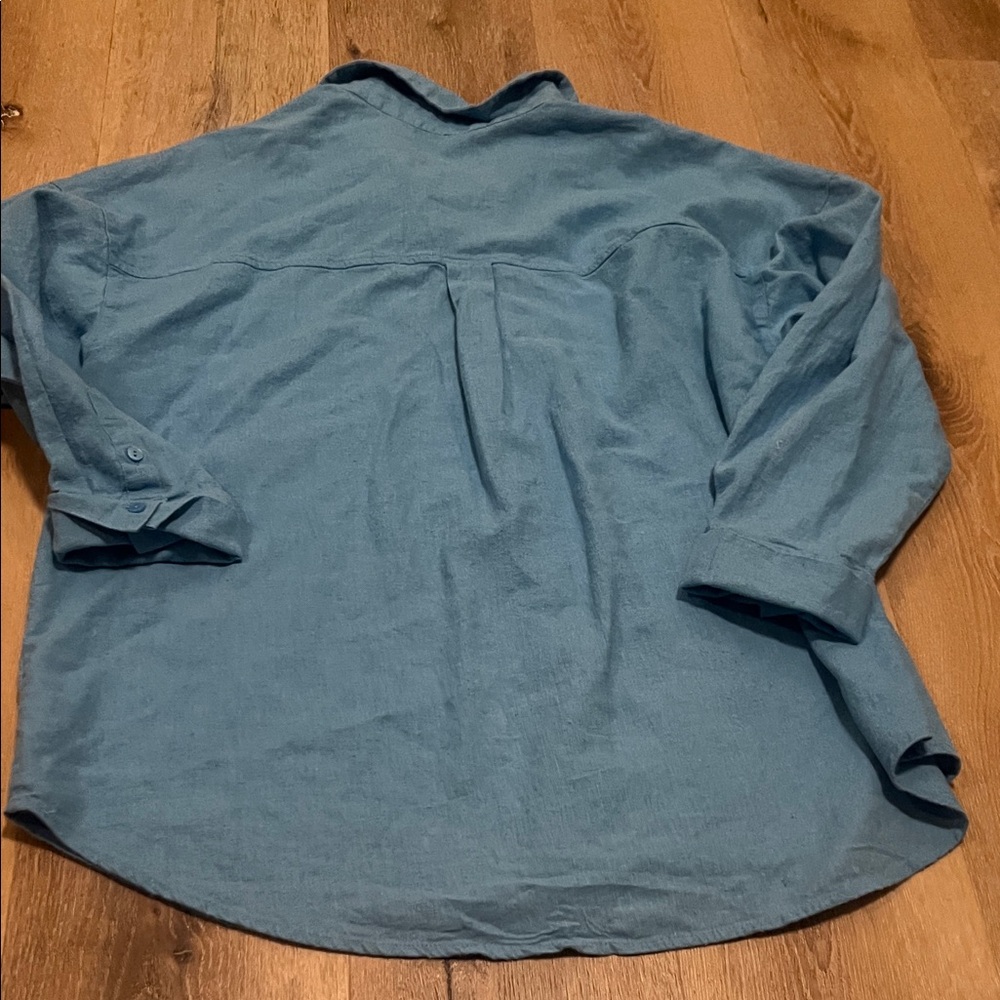 Abercrombie & Fitch Women’s Casual Oversized Button Up Blue Shirt Large - Picture 6 of 7